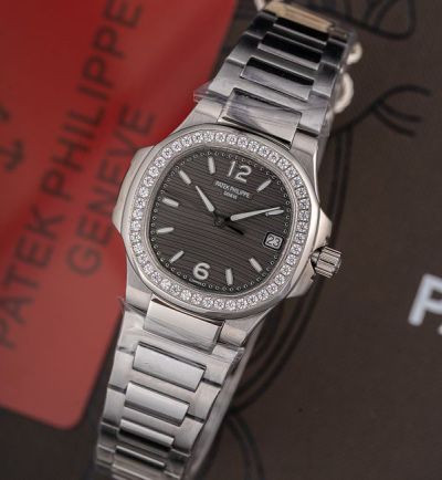 Patek Philippe Women's watches Nautilus 36mm Quartz Movement 316L Steel Silver Strap Watch